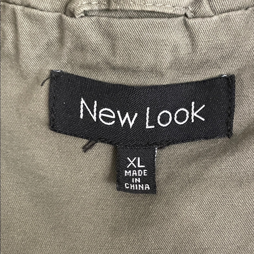 New Look Olive Green Hooded Vest - Picture 2 of 6